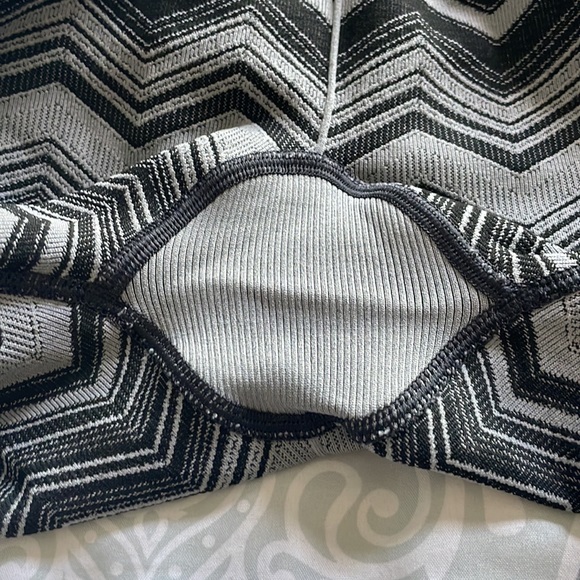 🪨 Lululemon Leggings 🪨 - Picture 5 of 11